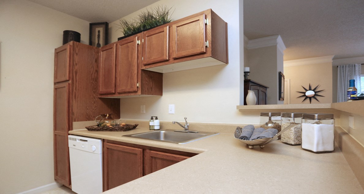 The Columns At Hiram Apartments, 6736 Bill Carruth Parkway, Hiram, GA